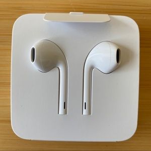 Apple EarPods with Lightning Connector